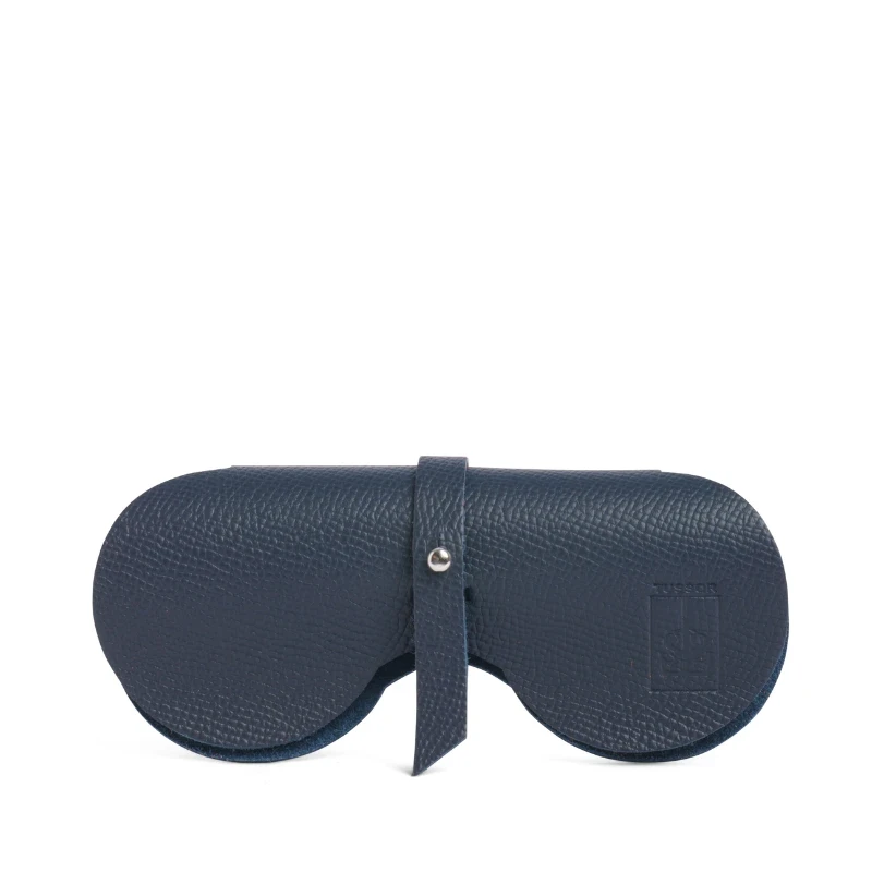 étui à lunettes en cuir de couleur bleu nuit