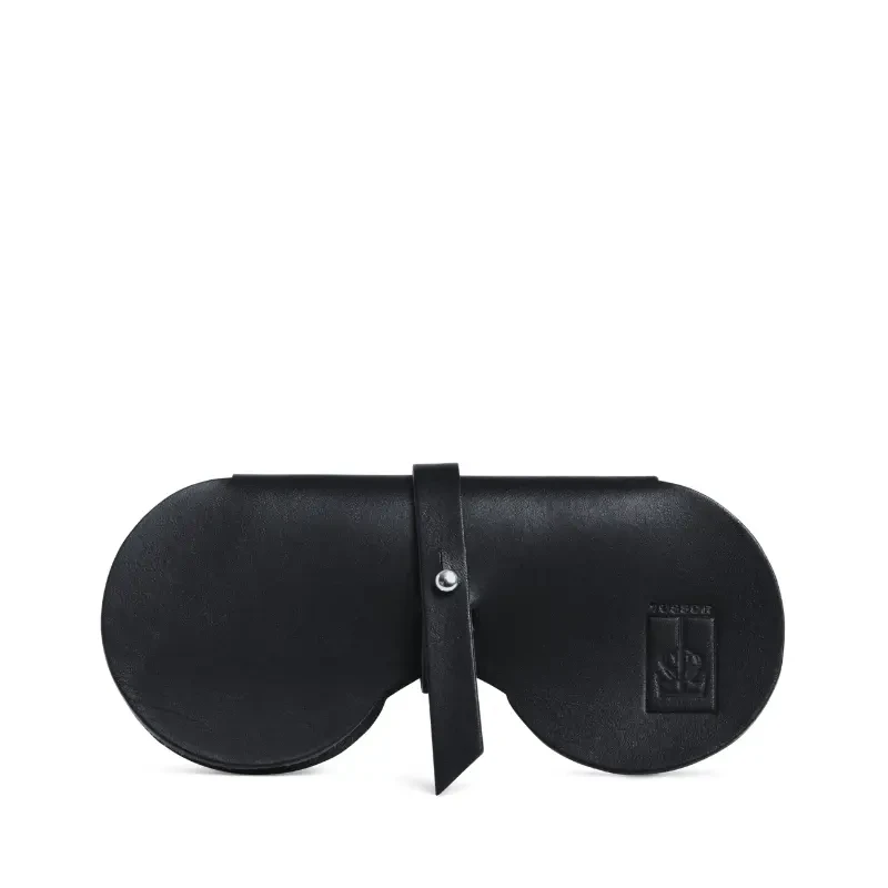 étui à lunettes en cuir de veau noir