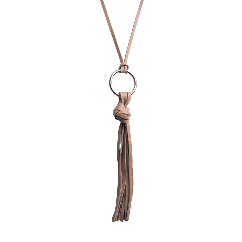 bijou sautoir en cuir taupe