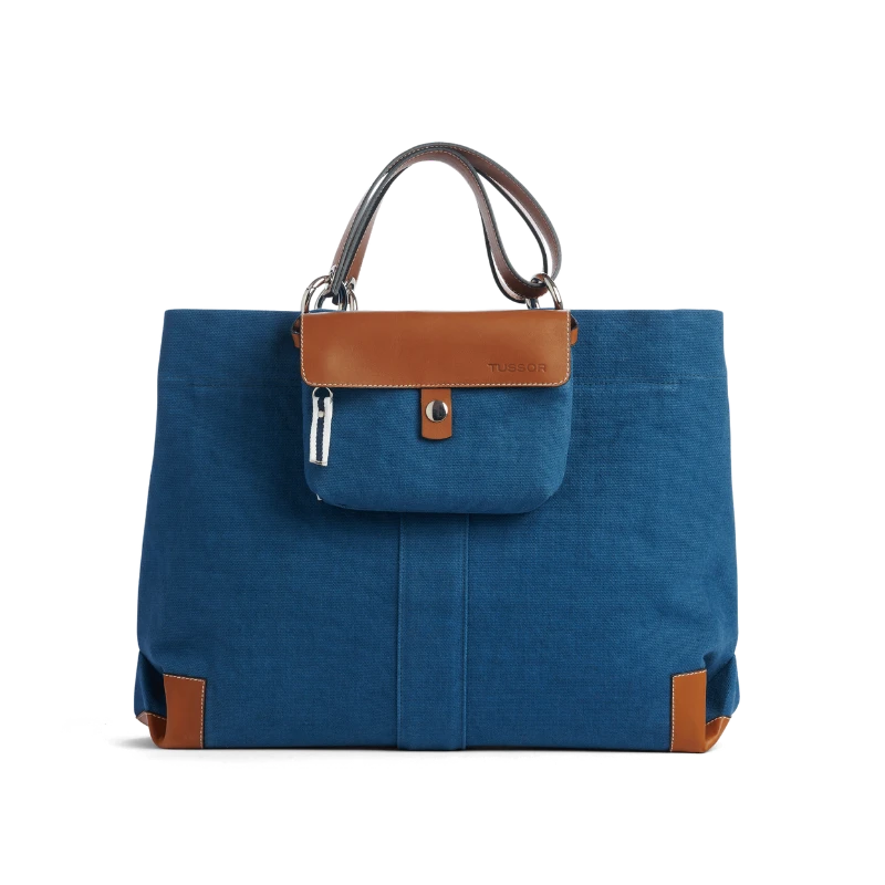 pochette mobile amovible en coton bleu canard et cuir sur un sac canotage working bleu roi