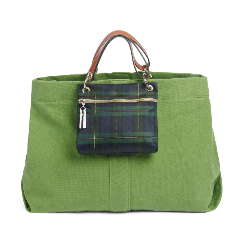 pochette yole en polyester écossais marine accroche à un sac canotage large vert