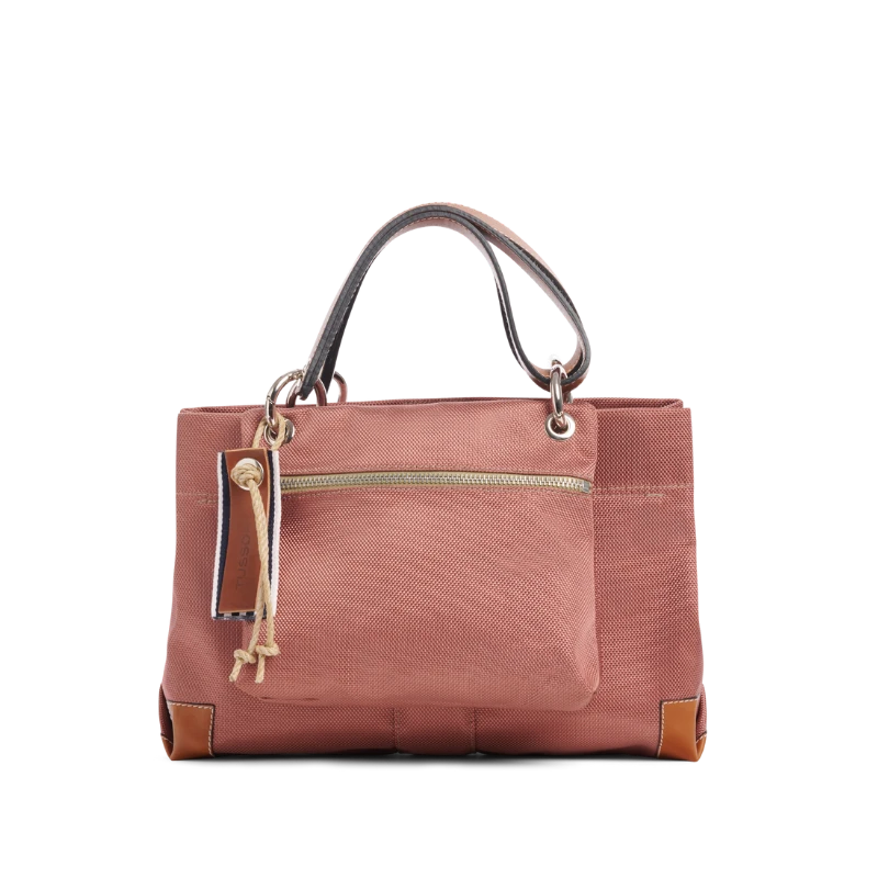 sac de ville modulable en polyester givré bois de rose avec des anses en cuir naturel et sa pochette yole bois de rose givre