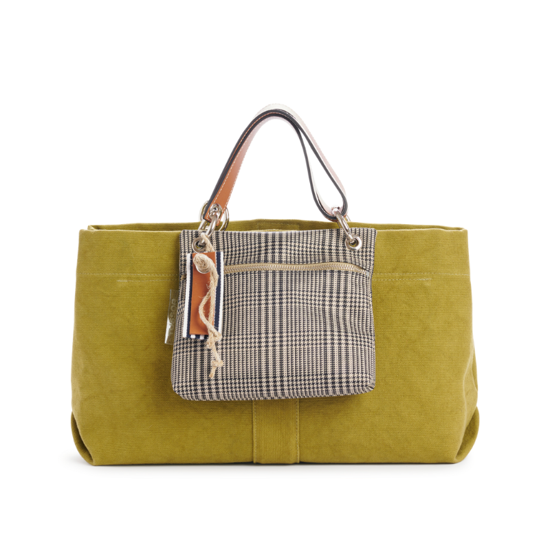 pochette yole en polyester prince de Galles accroche sur un sac canotage medium olive