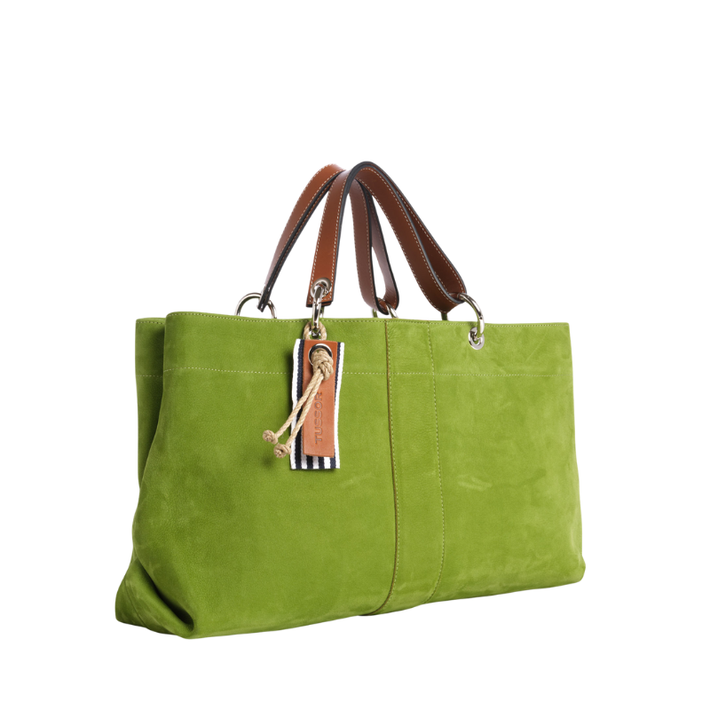 sac de ville modulable en cuir nubuck veau vert prairie avec des anses en cuir naturel